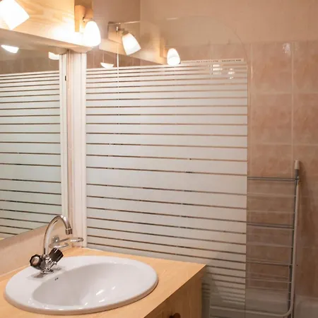 Moderne à Avec Vue Sur Les Montagnes - 35 M² Appartamento Taninges